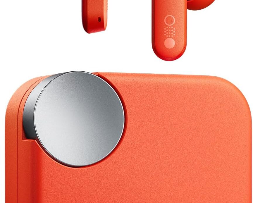 wireless earbuds