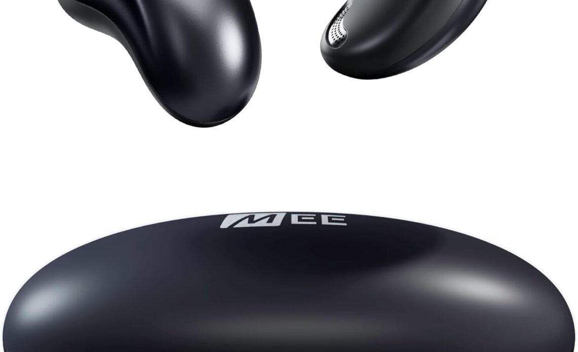 wireless earbuds