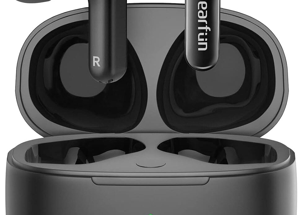 wireless earbuds