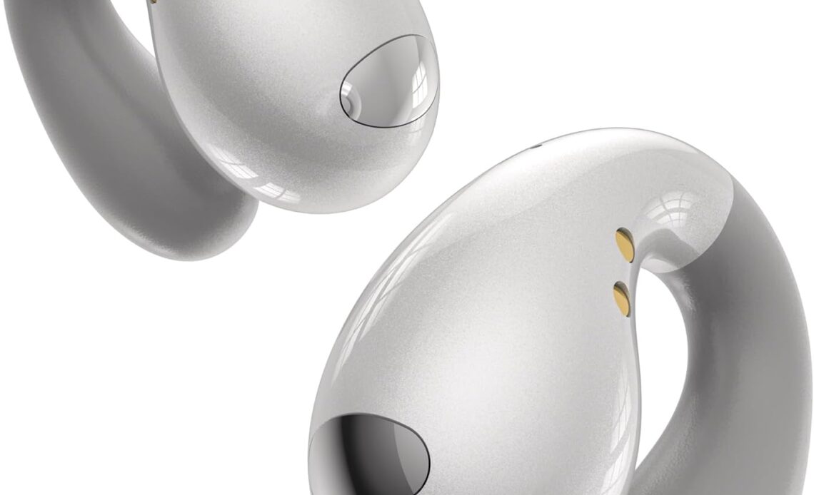 wireless earbuds