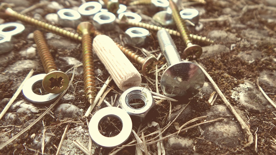 DIY Your Own Mechanical Keyboard: Tips and Tricks for the Inadvertent Tinkerer