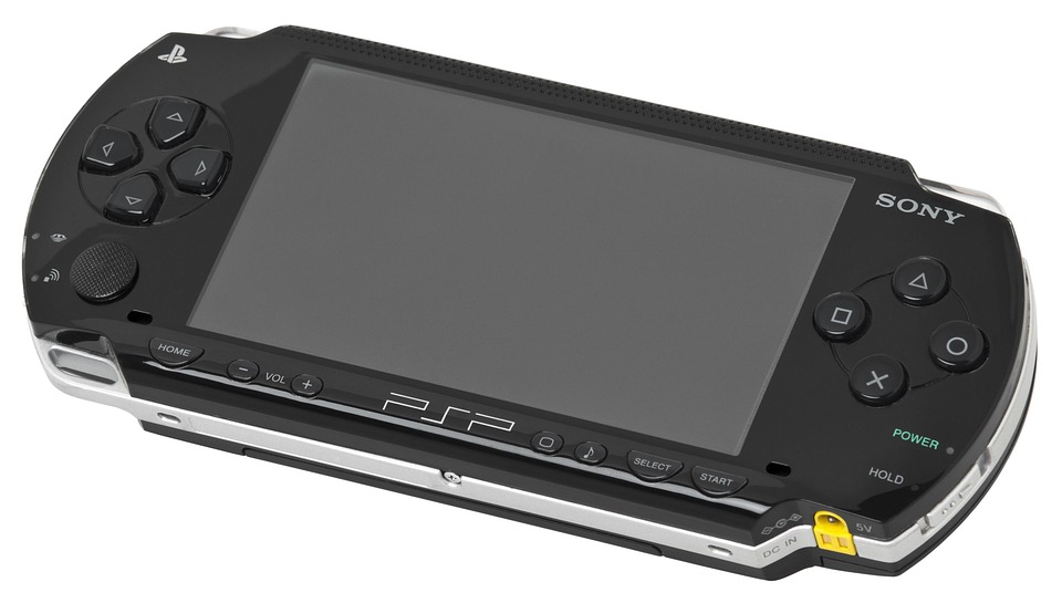 PSP, DS, and Game Boy: A Comparison of the Best Portable Consoles - a side-by-side comparison of iconic portable consoles.