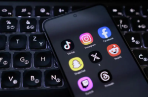 British Teenagers Push Back Against Proposed Social Media Ban