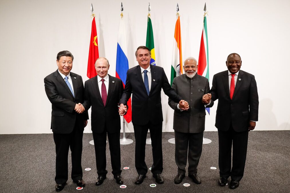 De-Dollarization Accelerates as Iran's Hormuz Yuan Toll and BRICS Moves Challenge the Petrodollar System